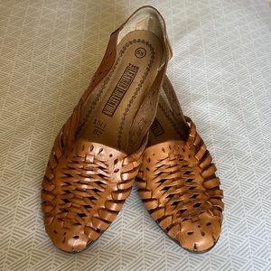 Brown huarache flats